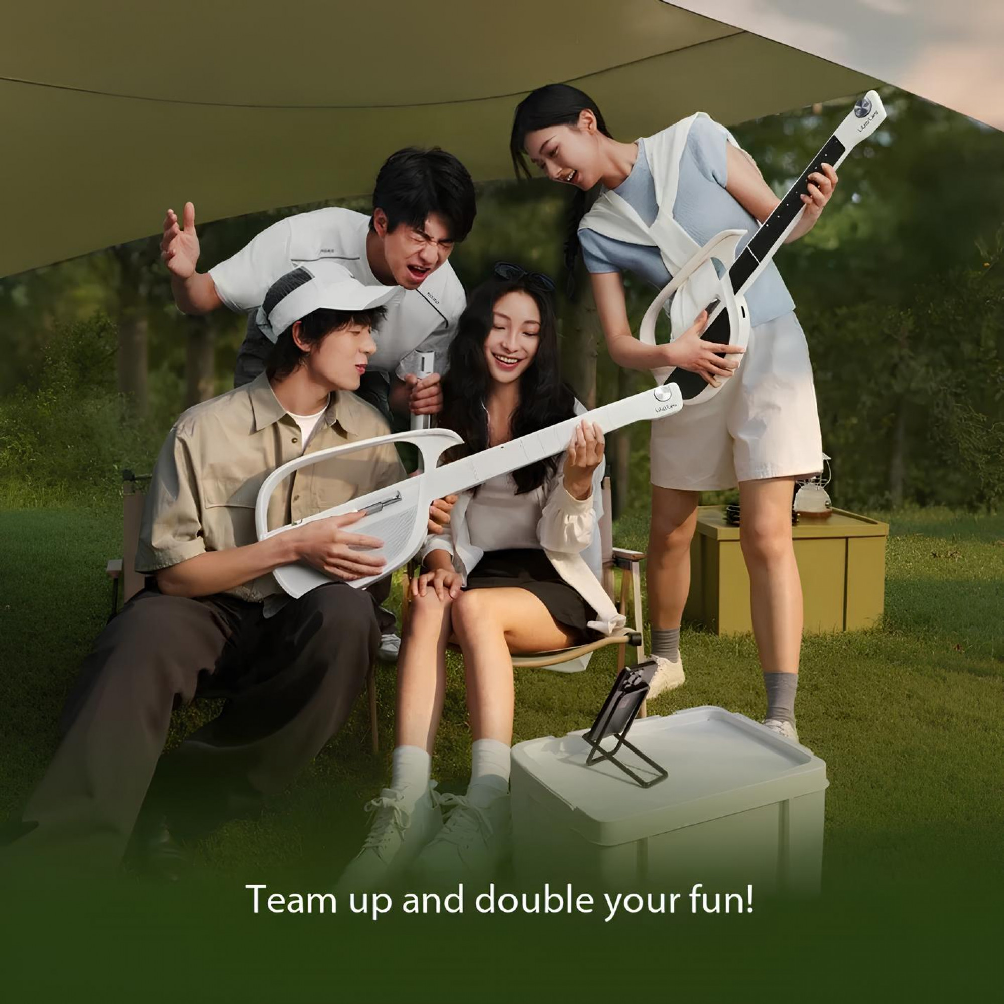 Інтелектуальна електрогітара з автоматичним відтворенням акордів та співом LiberLive C2